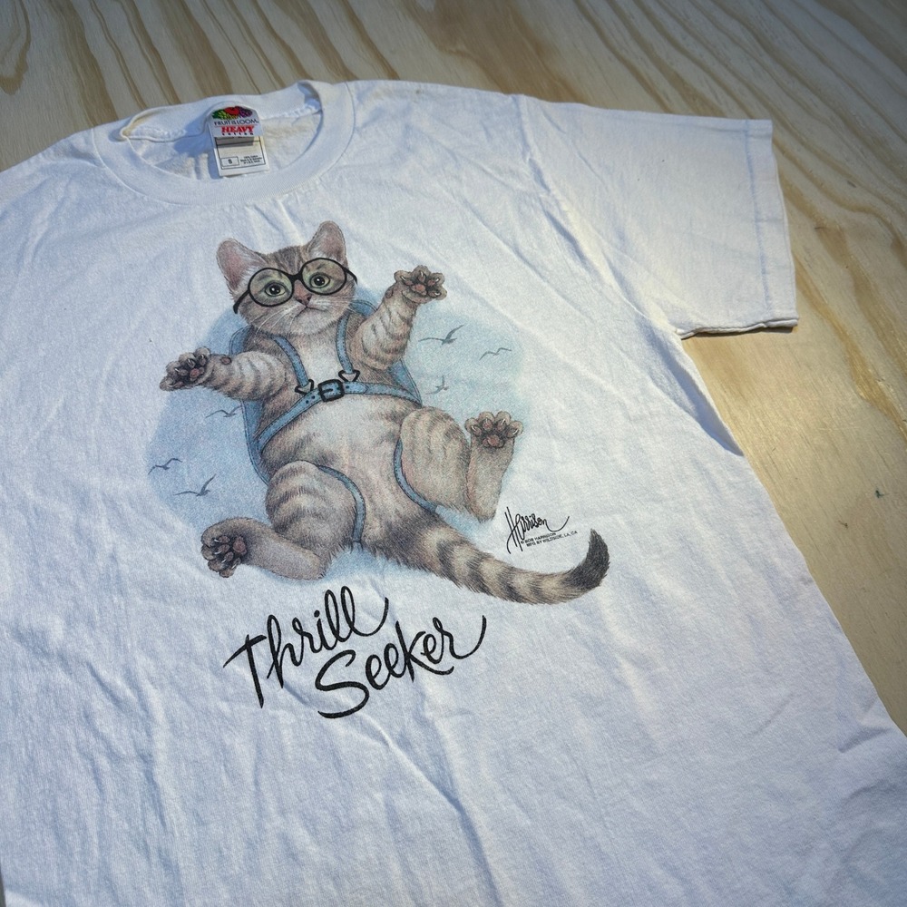 Fruit of the Loom Thrill Seeker Cat Graphic T-Shirt White Small Bob Harrison